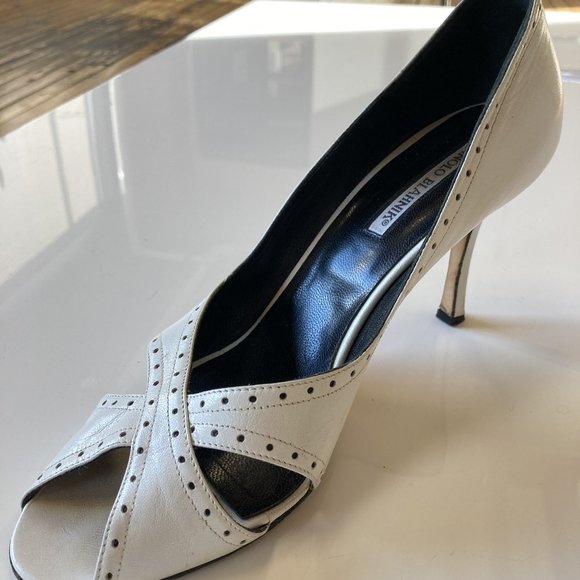 Manolo Blahnik white heel (39.5) - Picture 3 of 9